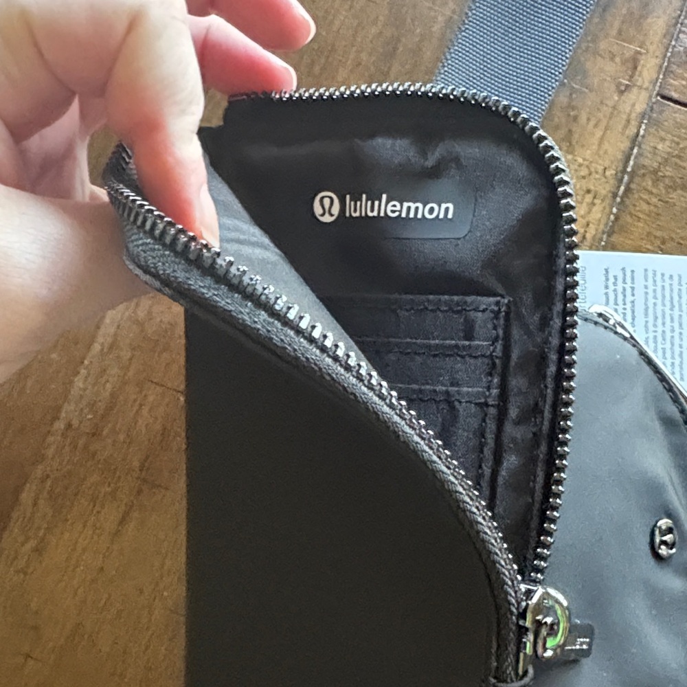 Lululemon Dual Pouch Wristlet Wallet - Picture 4 of 5
